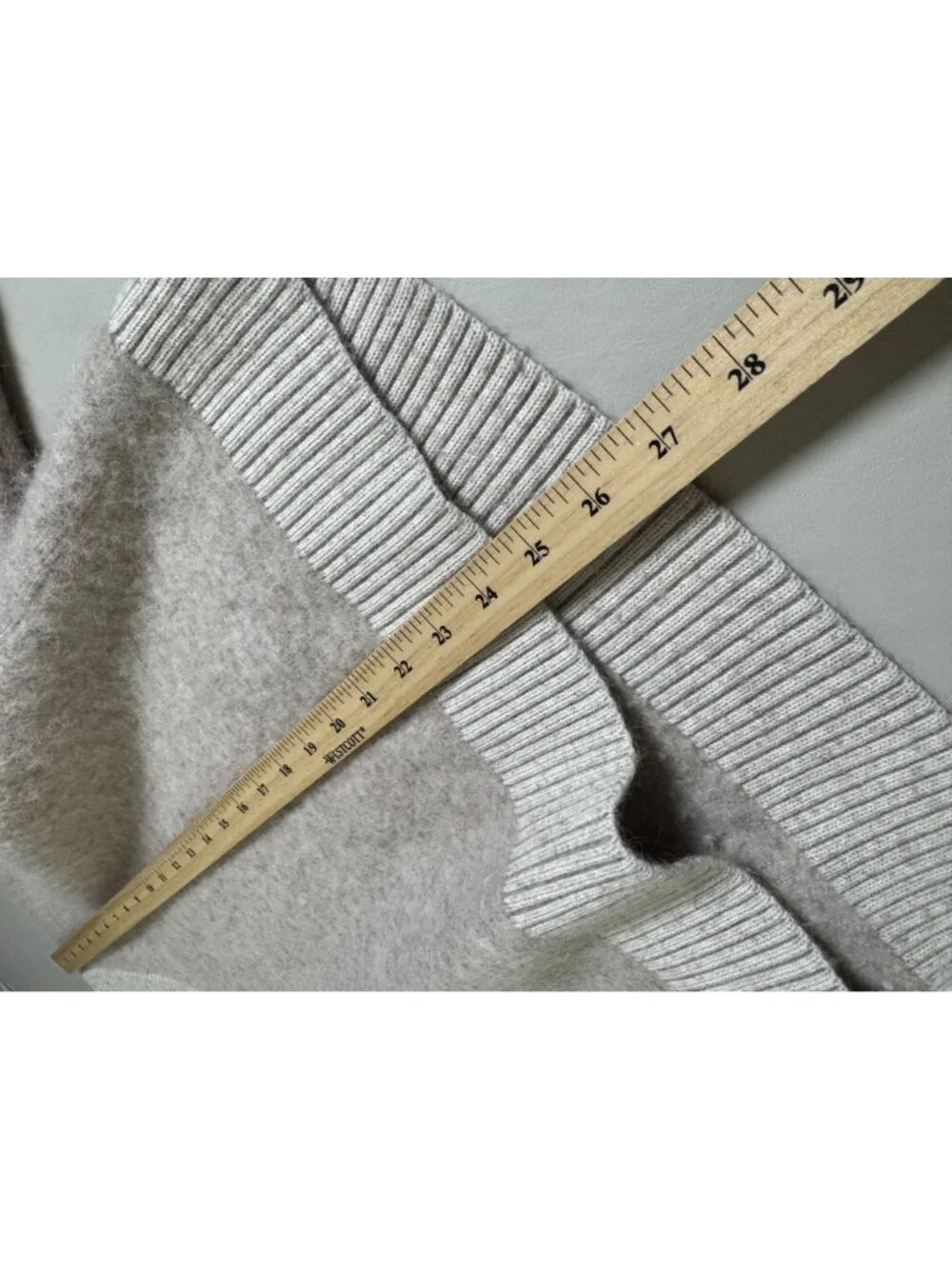 Lululemon Alpaca Wool Blend V-Neck Sweater Beige Womens XL Heathered White Opal - Picture 8 of 16